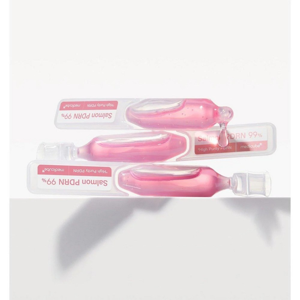 MEDICUBE PDRN Pink One Day Serum 10шт - Зволожувальна сироватка з полінуклеотидами та колагеном для сяйва шкіри - фото №4 MEDICUBE PDRN Pink One Day Serum 10шт - Зволожувальна сироватка з полінуклеотидами та колагеном для сяйва шкіри - фото №4
